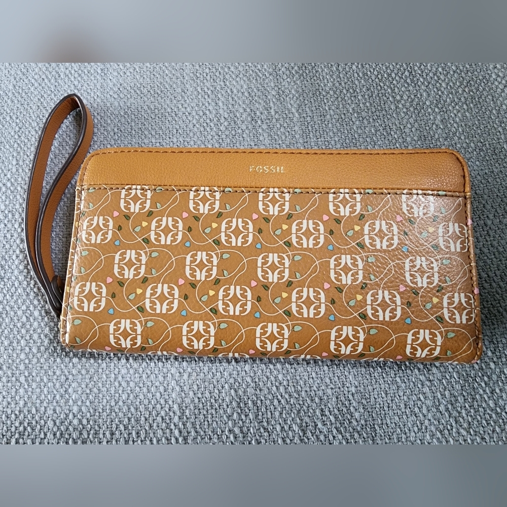💙Fossil Jori Zip Clutch wristlet